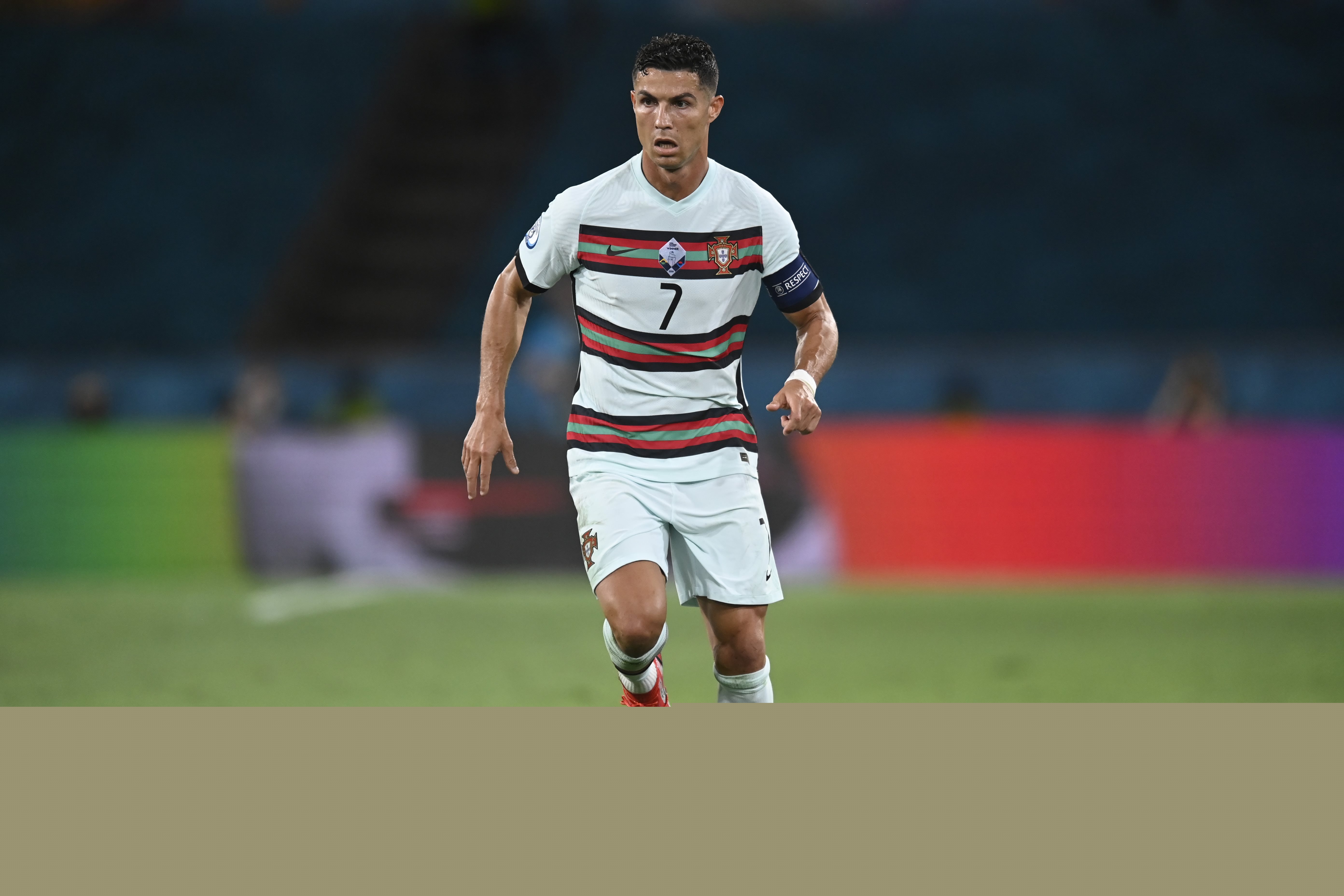 一季度规上电厂发电下降6.8% 太阳能发电逆市增长10.9%